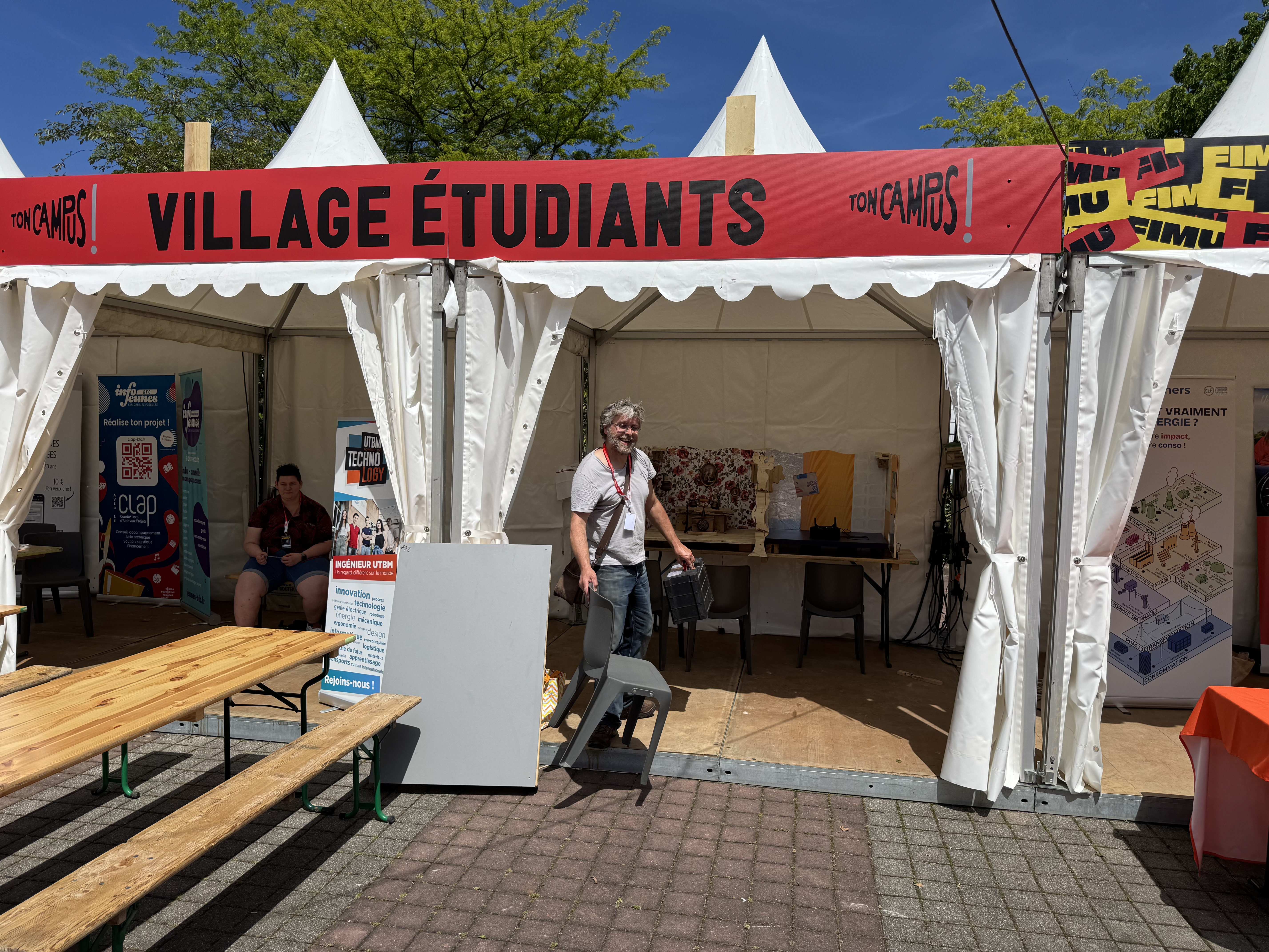 Vue d'ensemble du Village Étudiants au FIMU